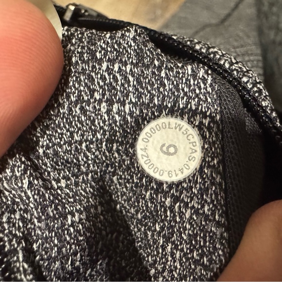 Lululemon Speed Up Tight 28" *Full-On Luxtreme - Picture 10 of 11